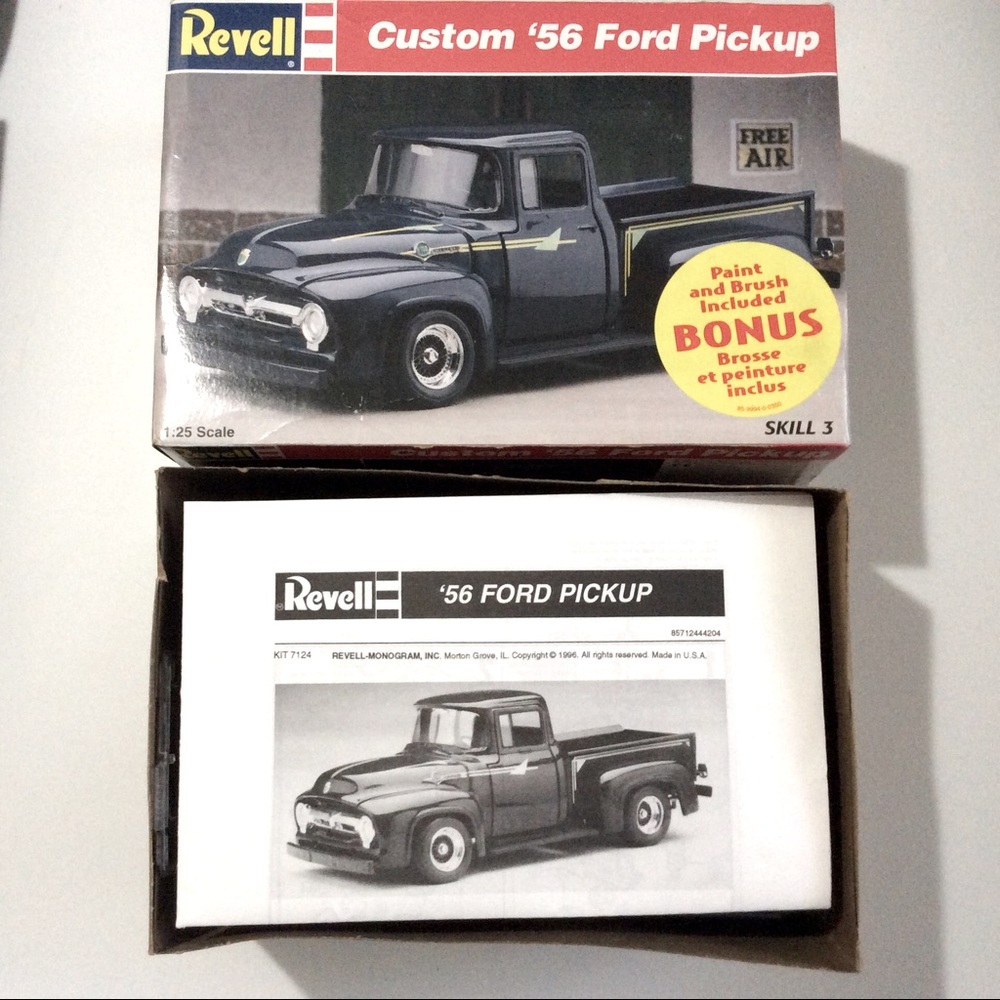 NEW Revell 1:25 scale ‘56 Ford Pickup model kit